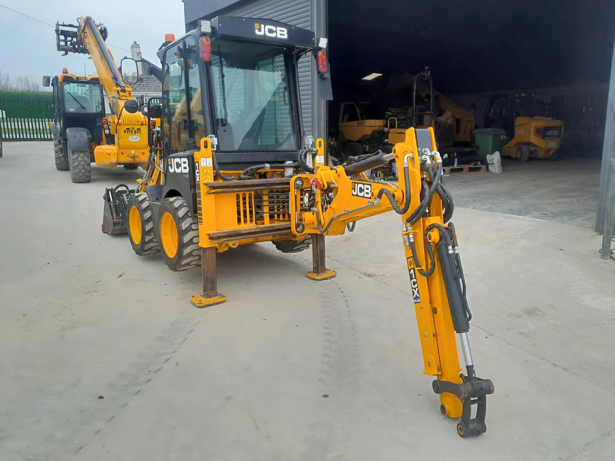 JCB 1CX 2021 (17938) - Image 2