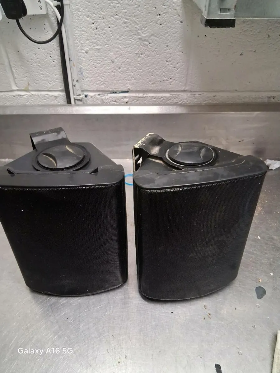 Wall speakers - Image 1