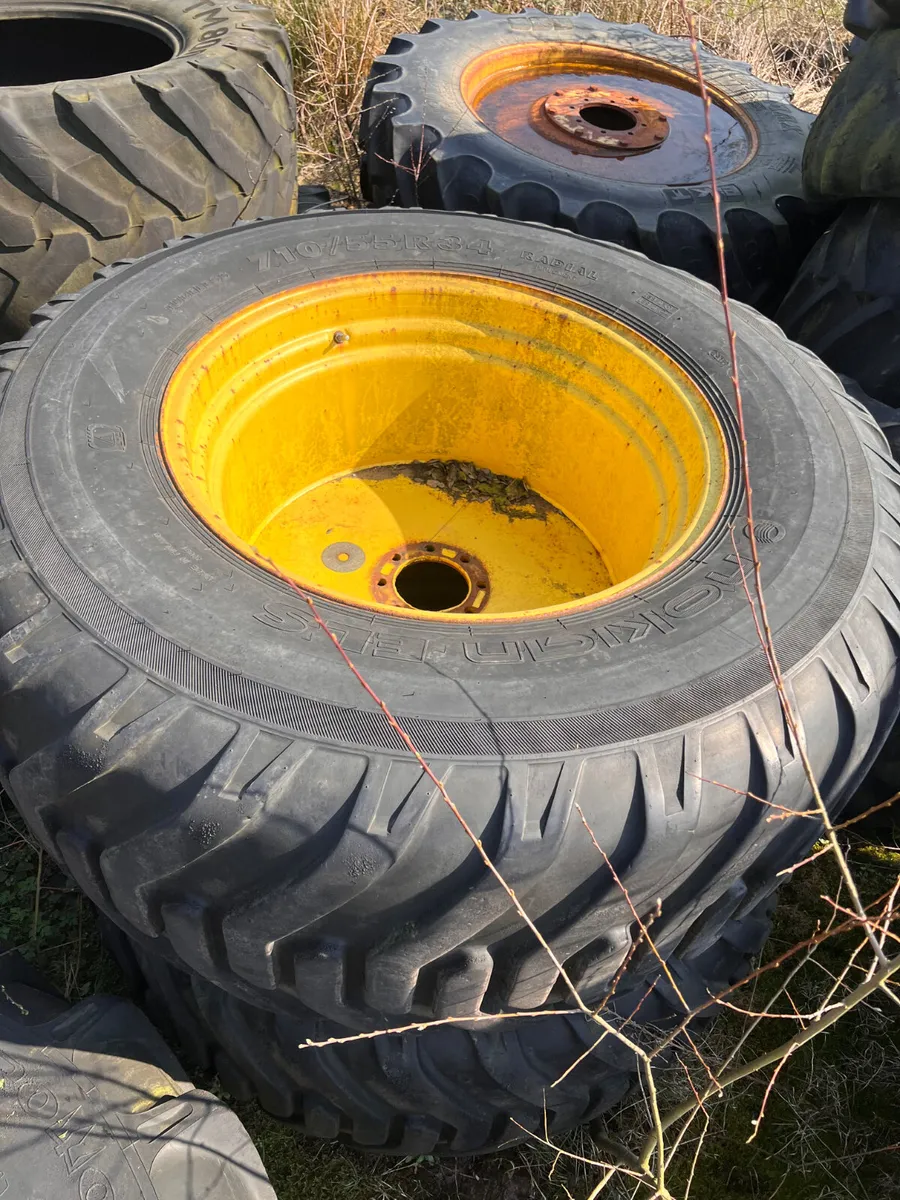 Grass Tyres for John Deere - Image 1