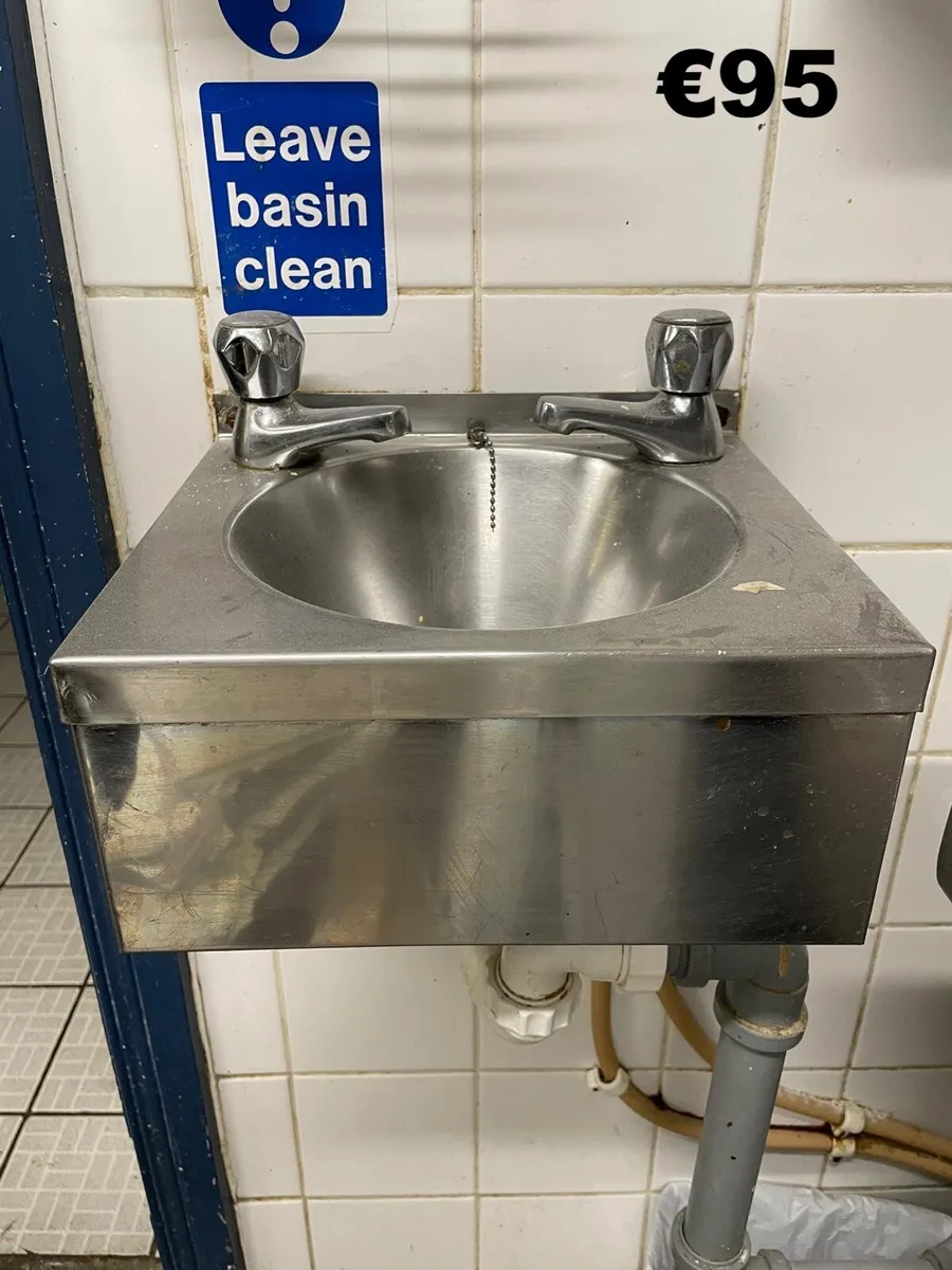 Commercial kitchen sinks - Image 4