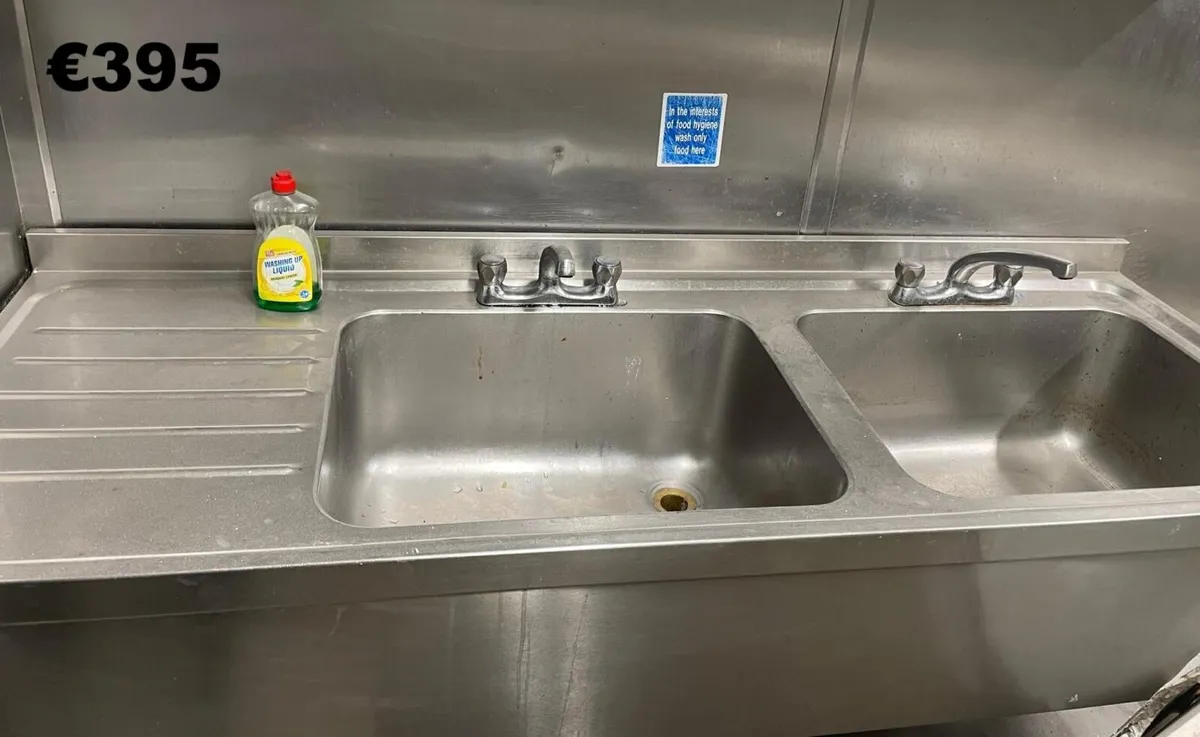 Commercial kitchen sinks - Image 1