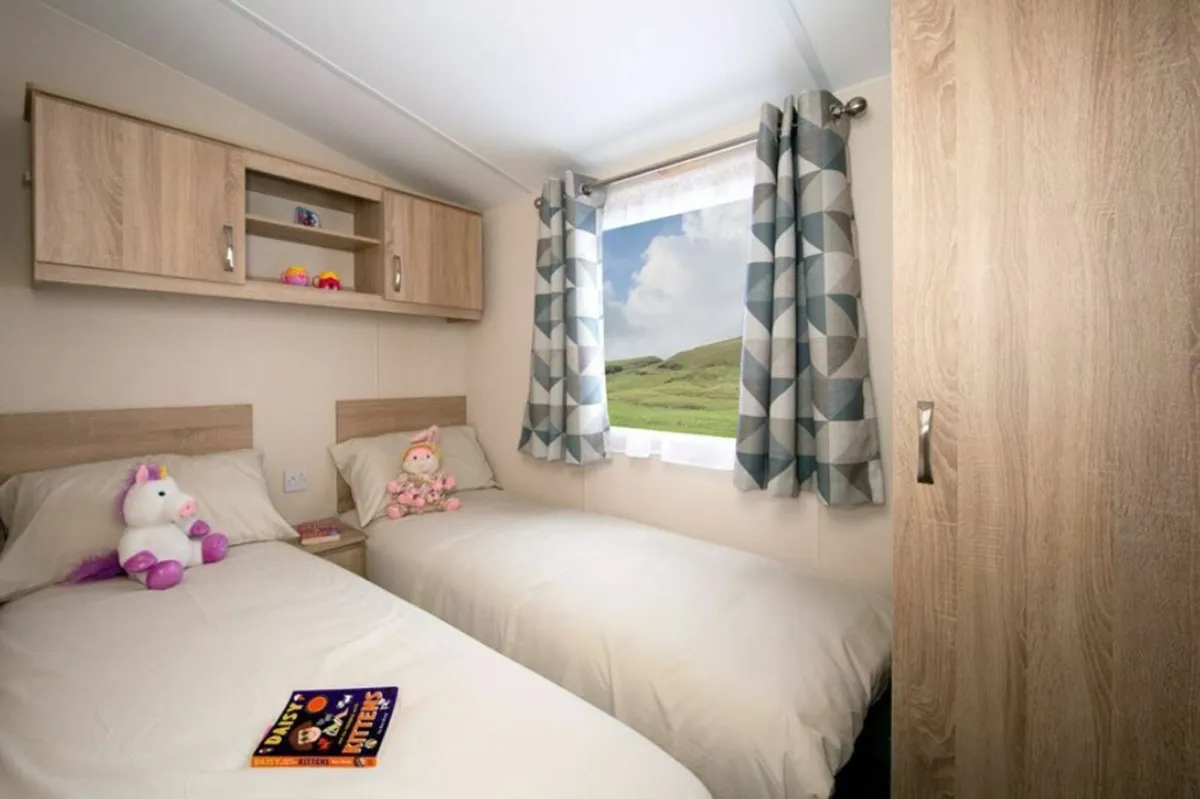 Ex Demo Europa Cypress 3 Bedroom Mobile Home - Image 4