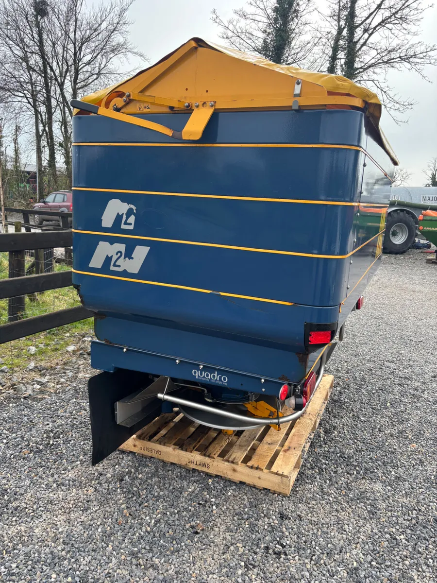 Bogbelle fertiliser spreader - Image 3