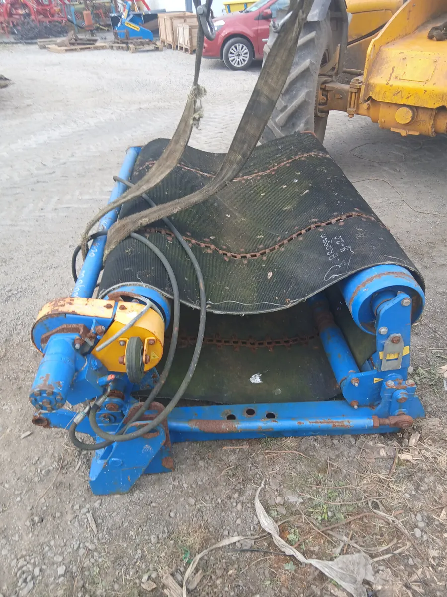 Hyd bale unroller for sale. - Image 2
