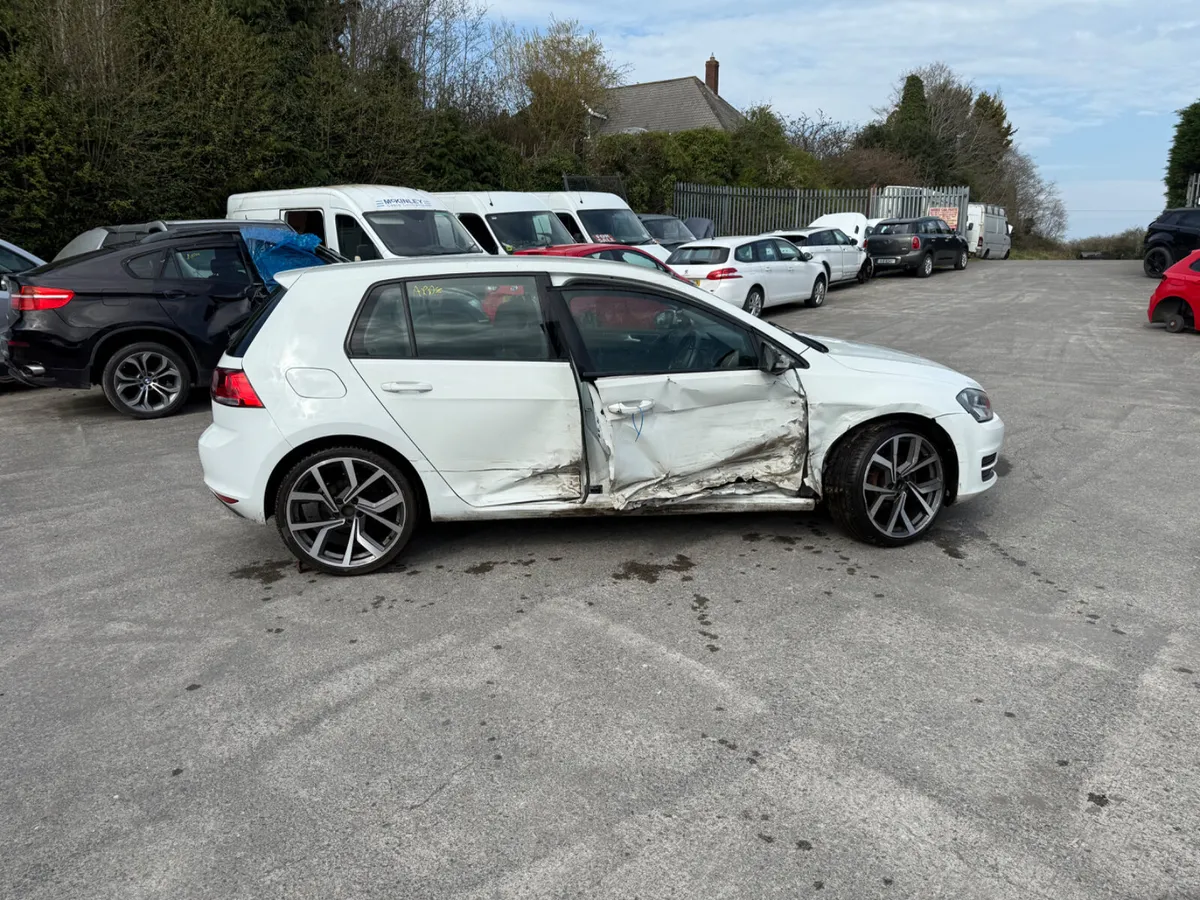 2013 VW Golf 1.6 TDI Auto - Image 4