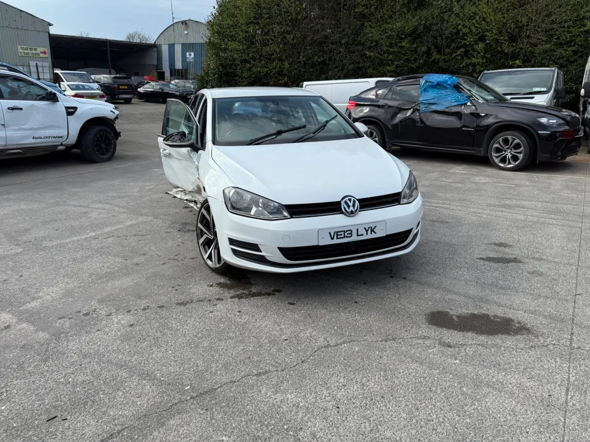 2013 VW Golf 1.6 TDI Auto - Image 1