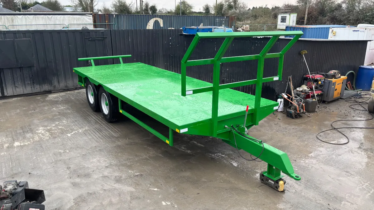New 22Ft Twin-Axle Bale Trailee - Image 1