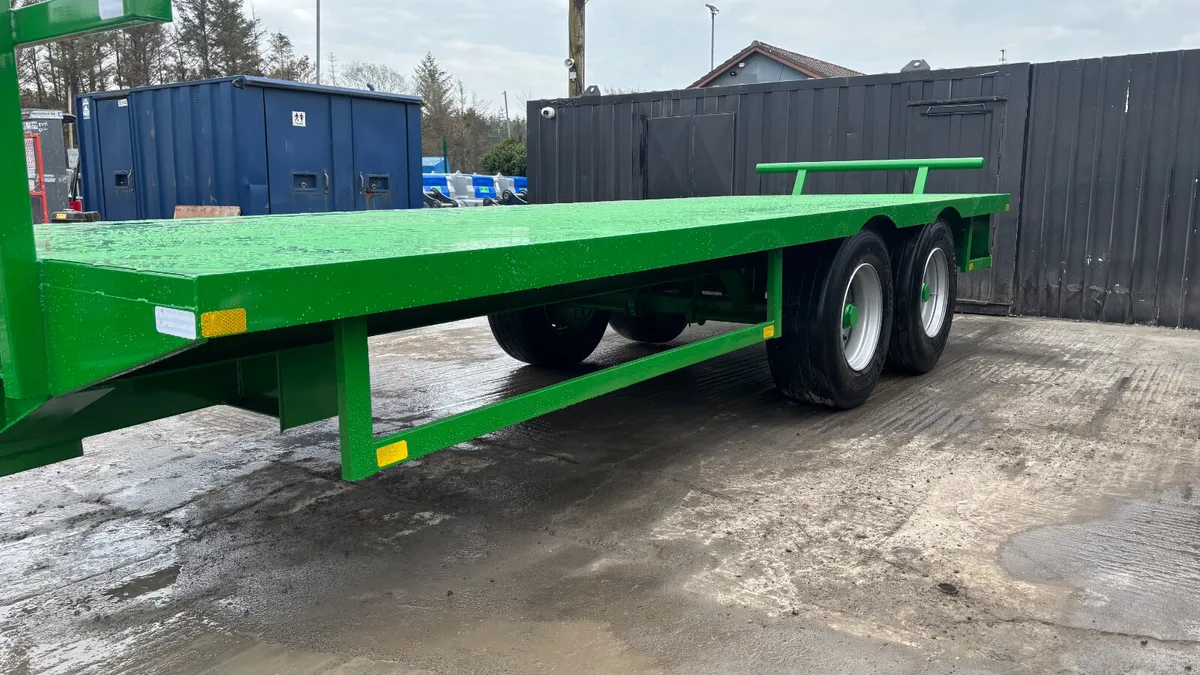 New 22Ft Twin-Axle Bale Trailee - Image 4
