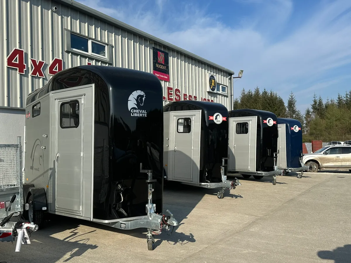 Cheval Liberte  Horse Box      - €50 per week - - Image 1