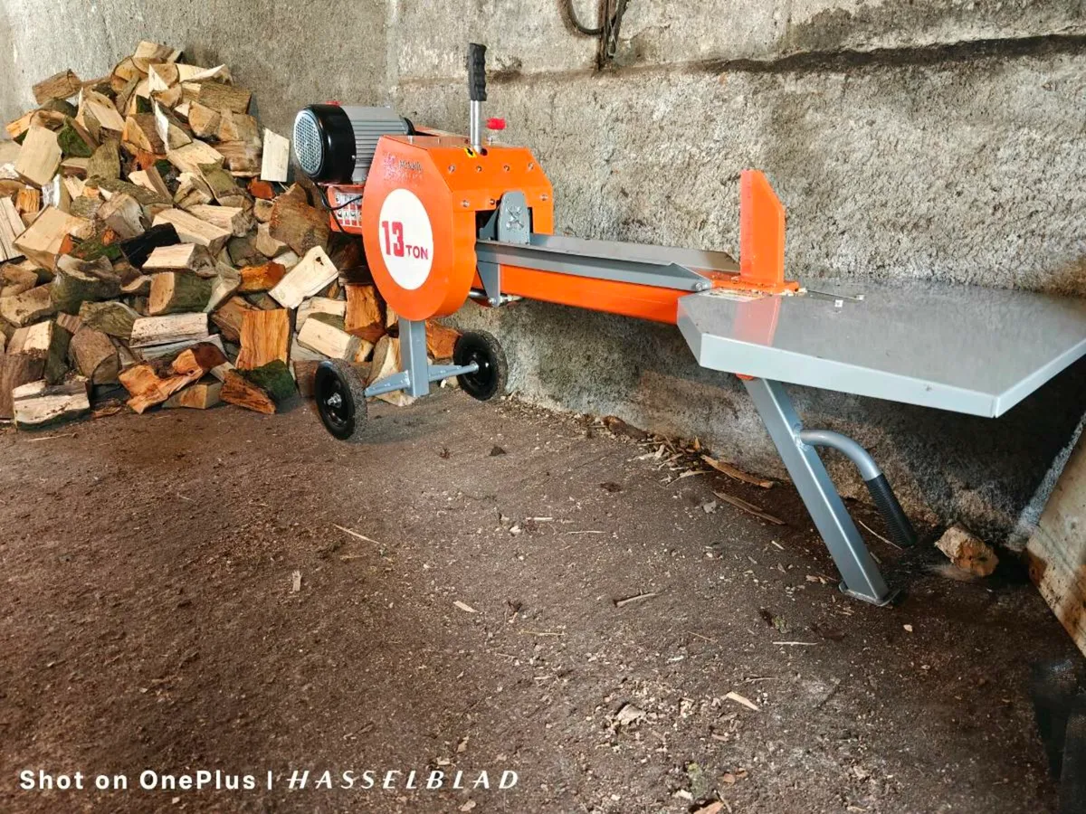 13ton log splitters - Image 1