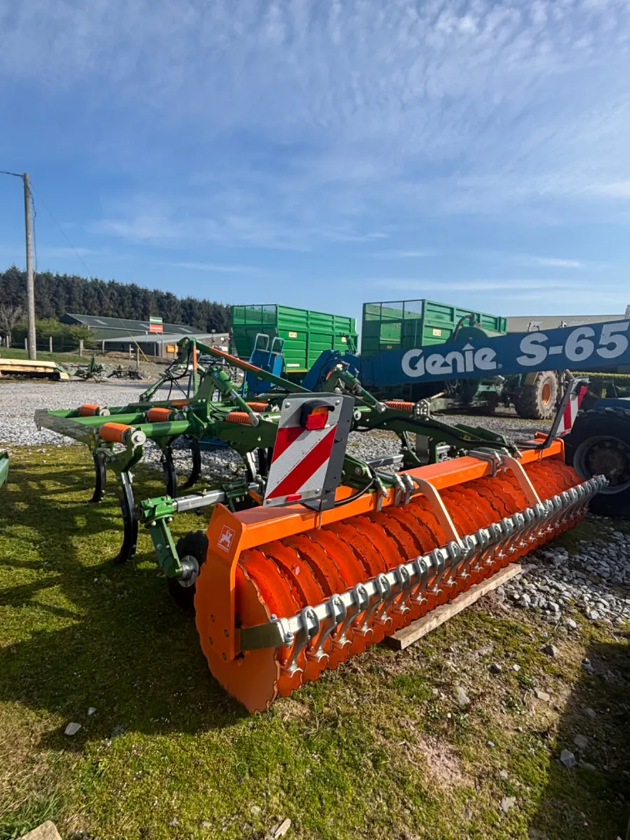Amazone Cenio 3000 Cultivator - Image 3