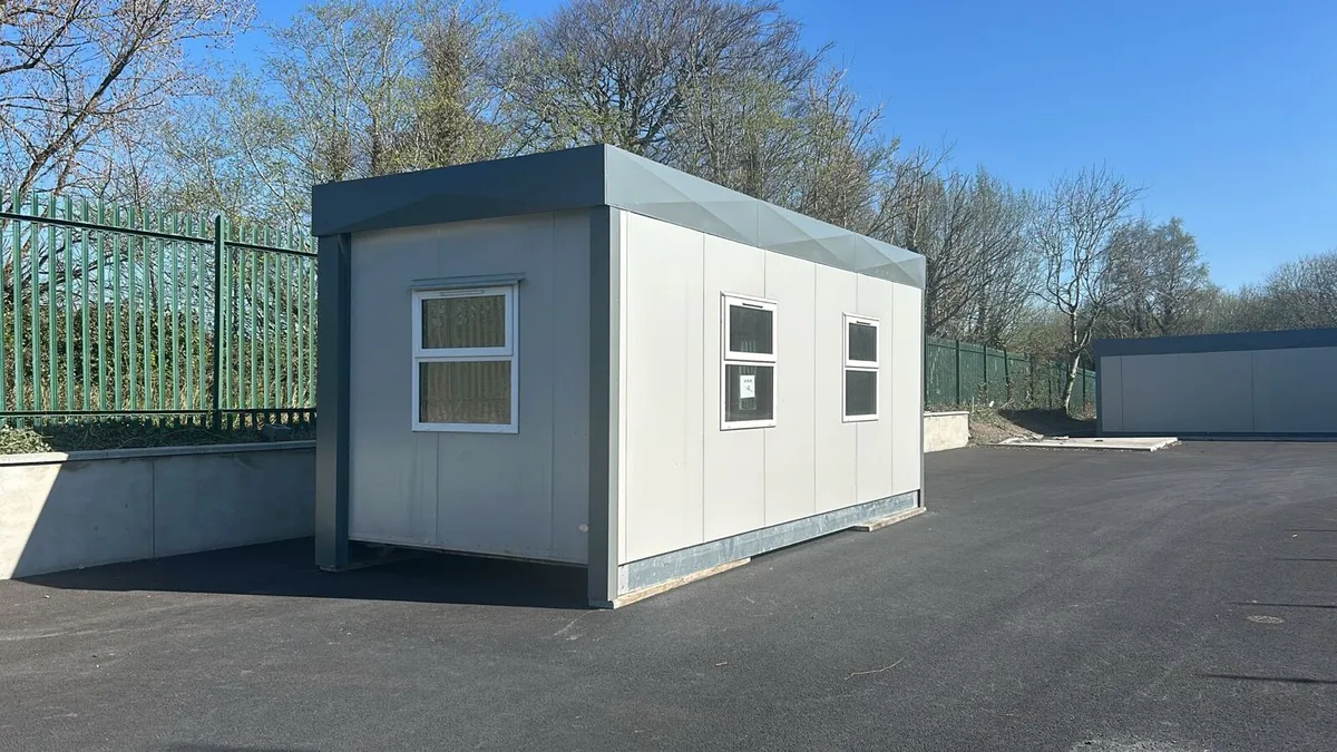 Office room - Image 4