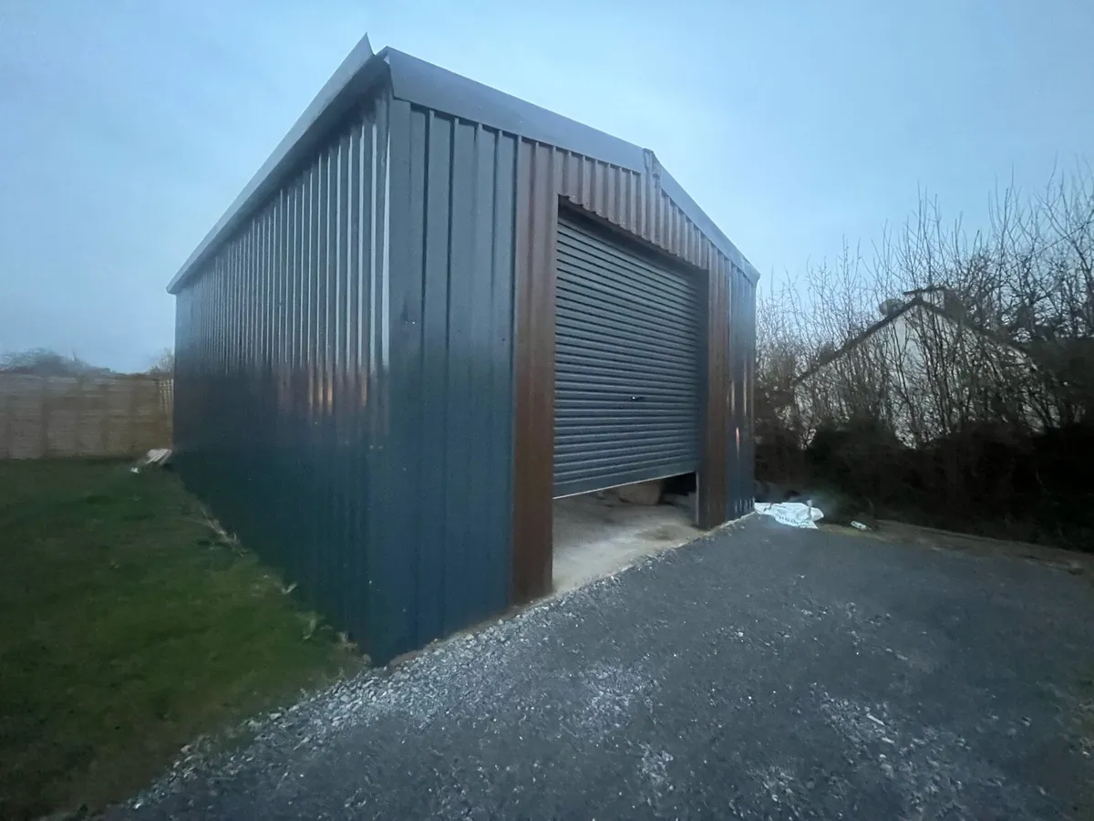 Shed painting - Image 3