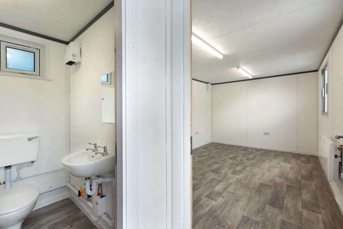 Anti vandal office with toilet - Image 3