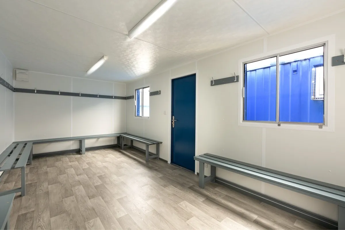 20ft canteen/ office/ drying room/ toilet block - Image 4