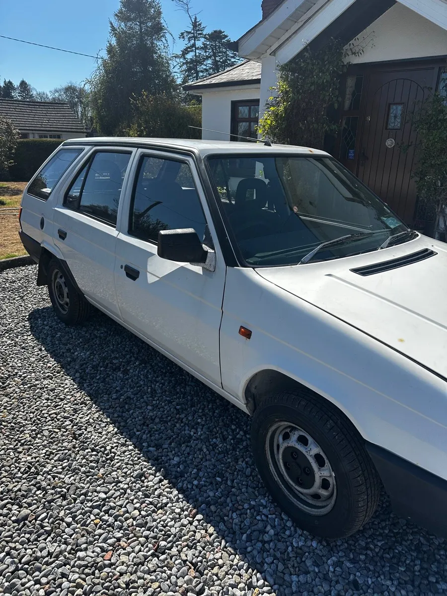 Skoda Foreman Estate - Image 2