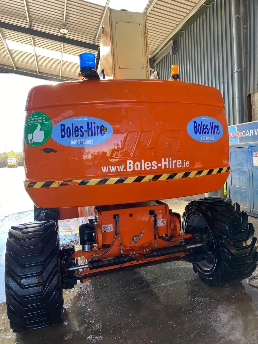 2018 JLG 860 - Image 3