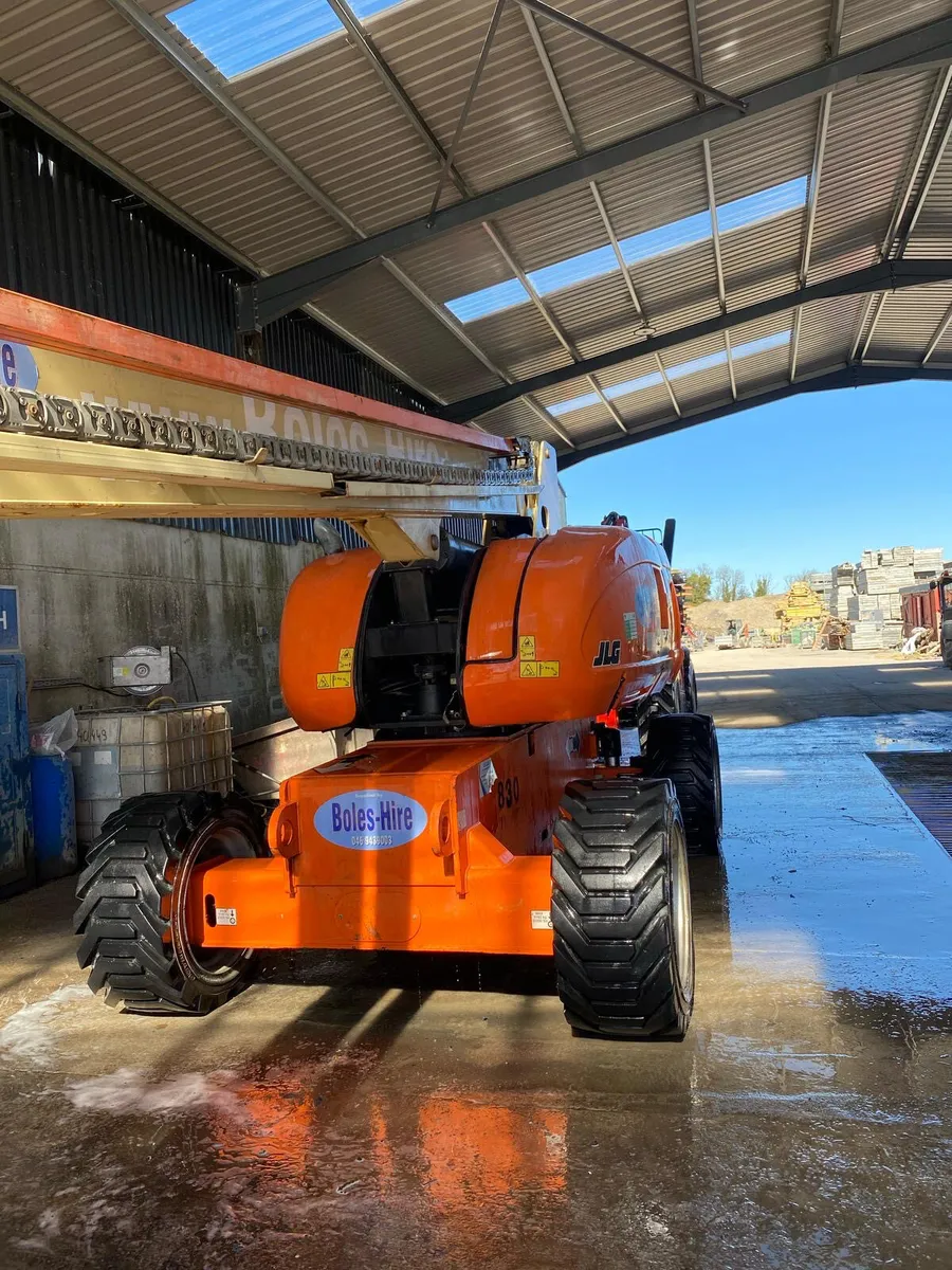 2018 JLG 860 - Image 2