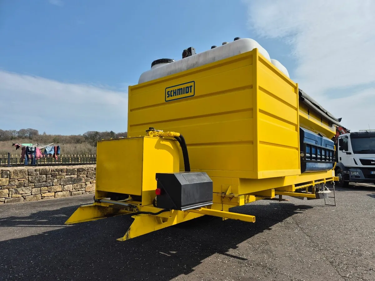 Schmidt de icer and gritter body - Image 2