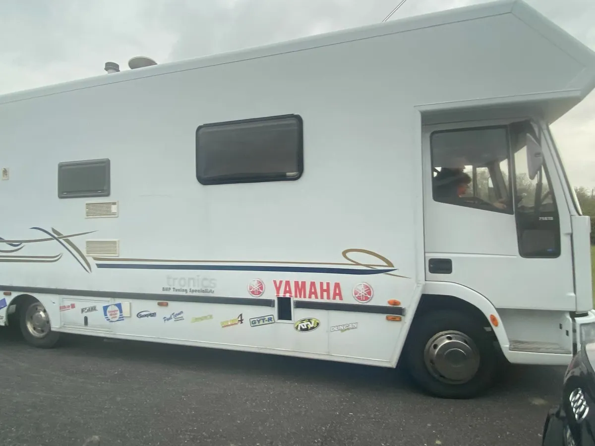 Large Campervan - Image 4