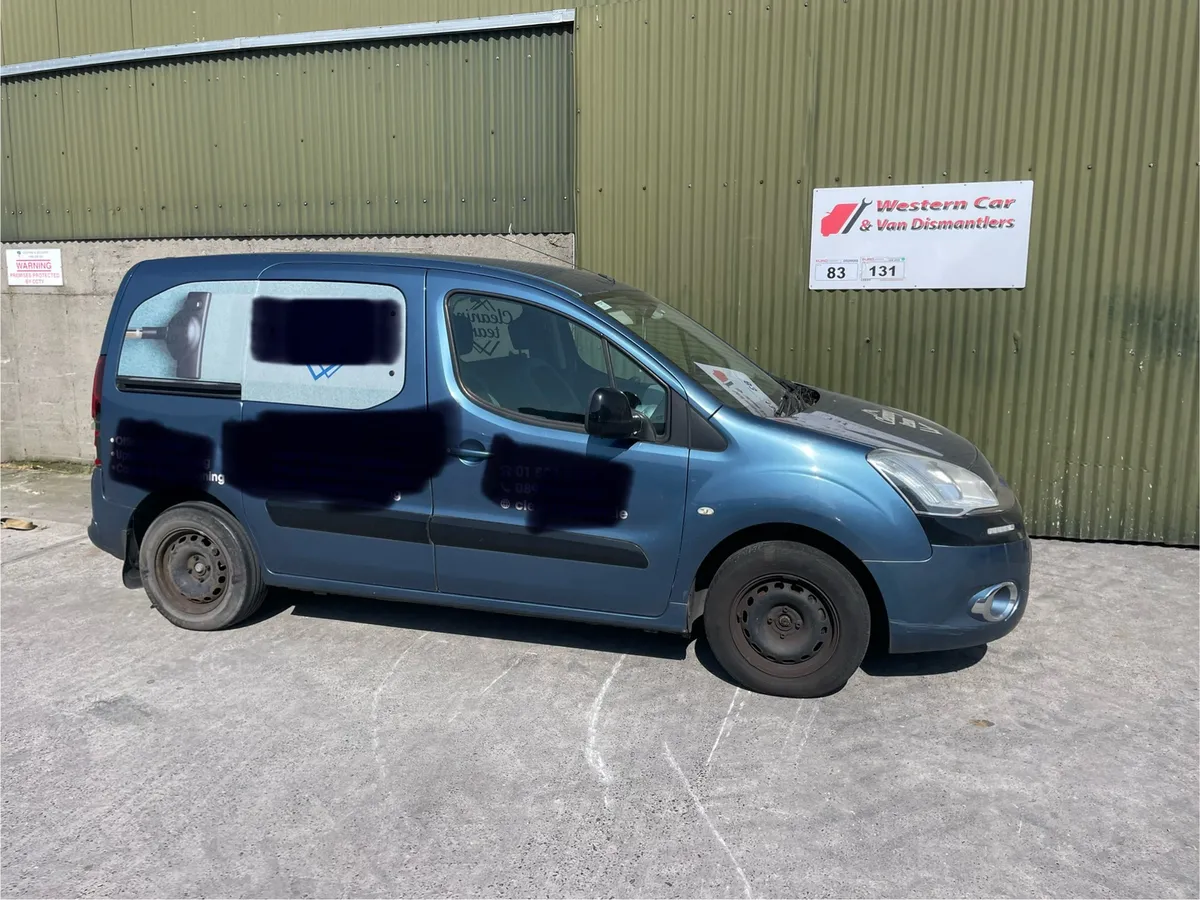131 Citroen berlingo multspace for dismantling