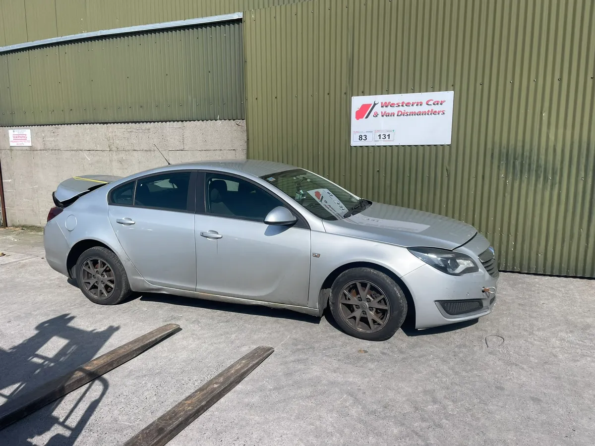 142 opel insignia 2.0 cdti  for dismantling