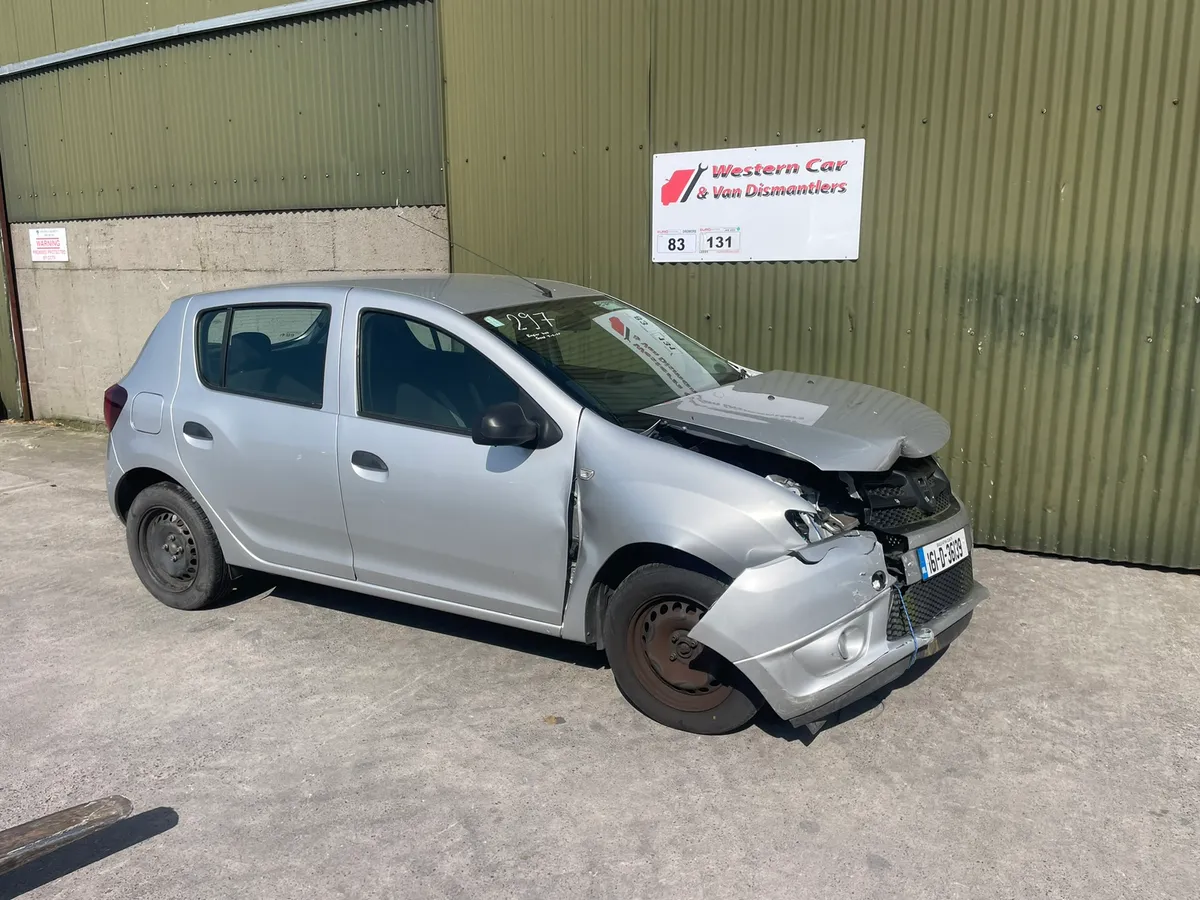 161 Dacia sandero 1.2 petrol for dismantling