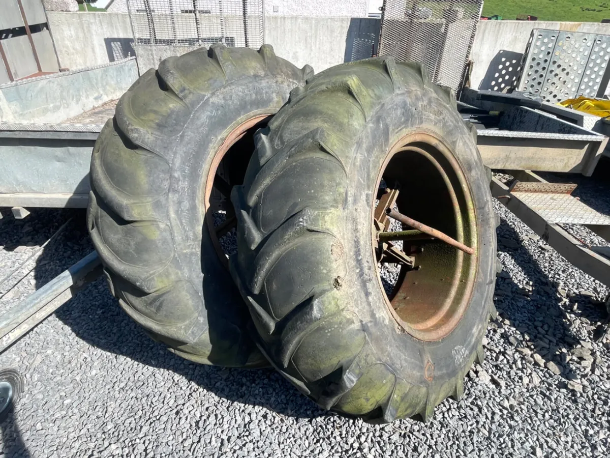 16.9-28 dual wheels - Image 1