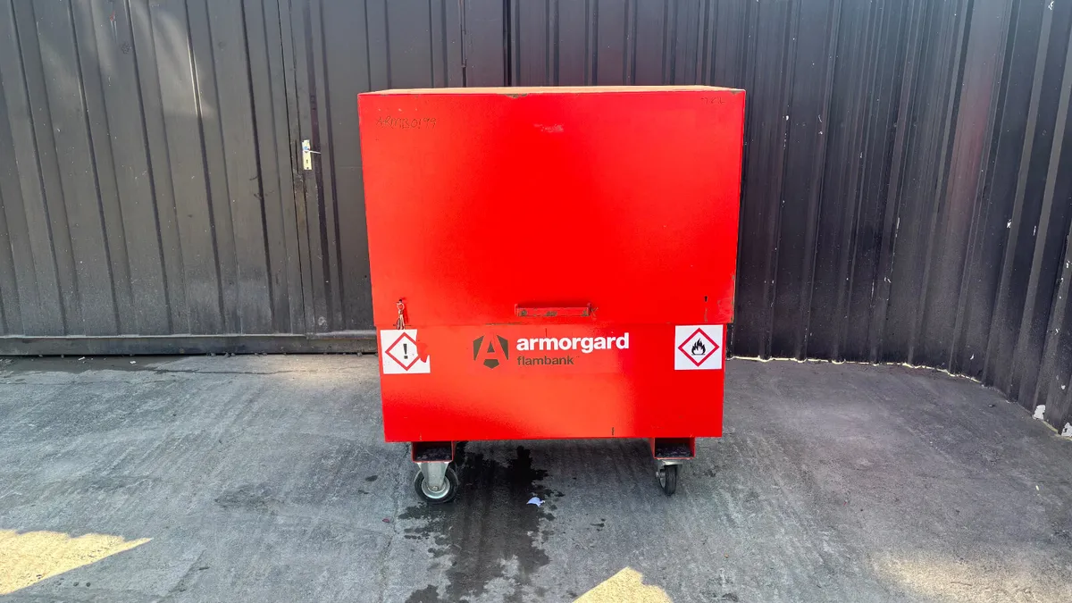 Armorgard Flambank Site Box - Image 2