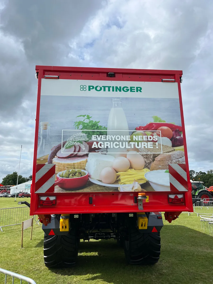 Pottinger Wagon Jumbo 7400 - Image 2