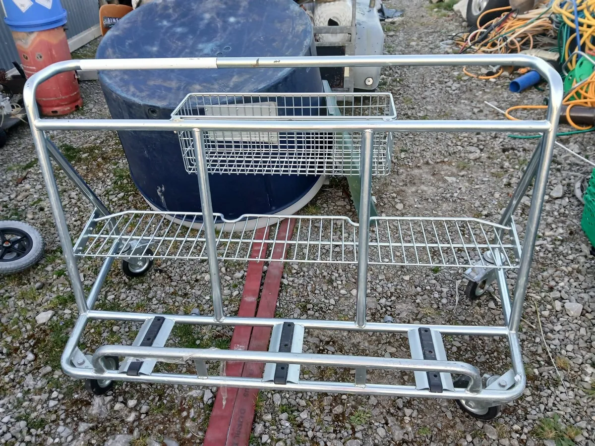 Trolley - Image 2