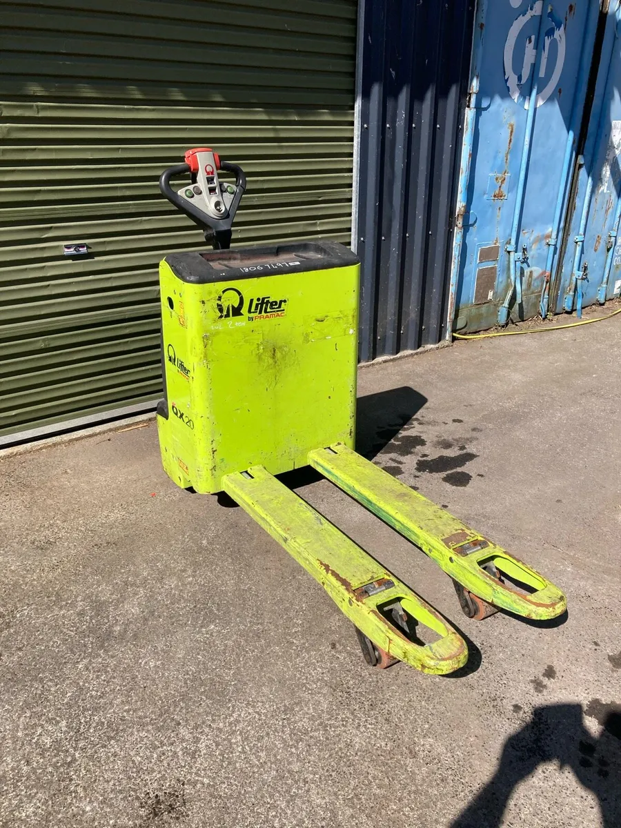 Battery Pallet Truck - Image 1