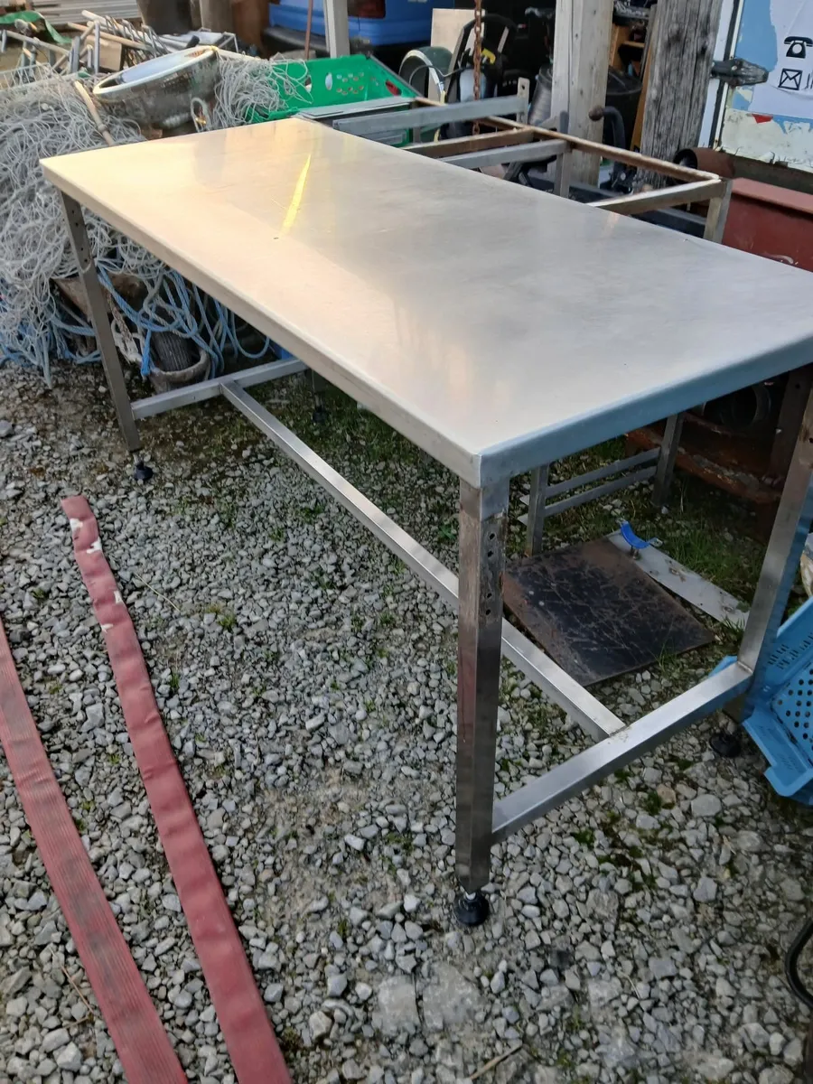 Stainless steel  table - Image 3