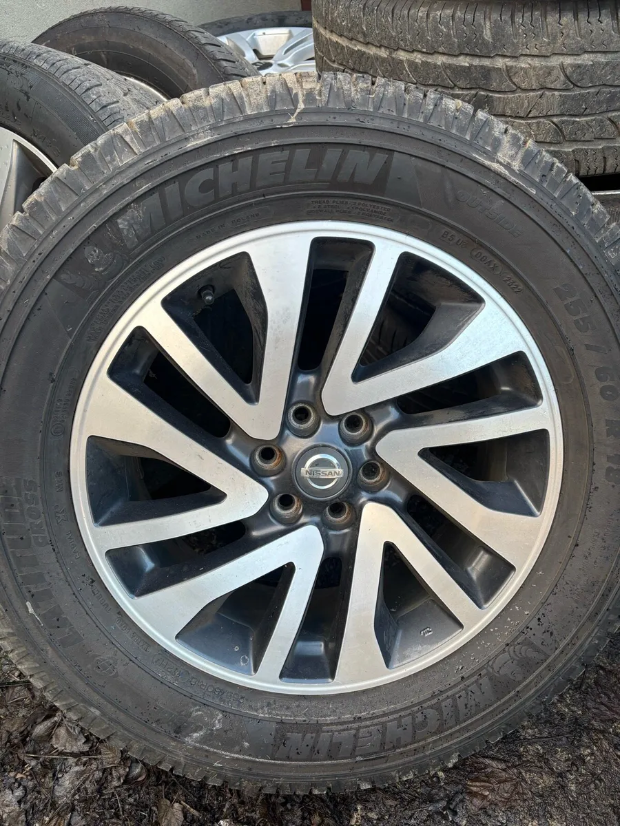 Nissan navara alloys - Image 2