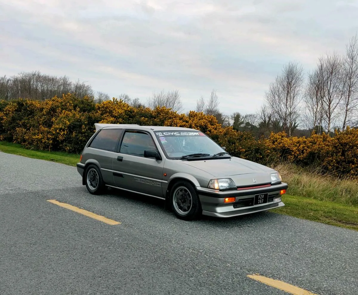 Honda Civic 1985 - Image 1