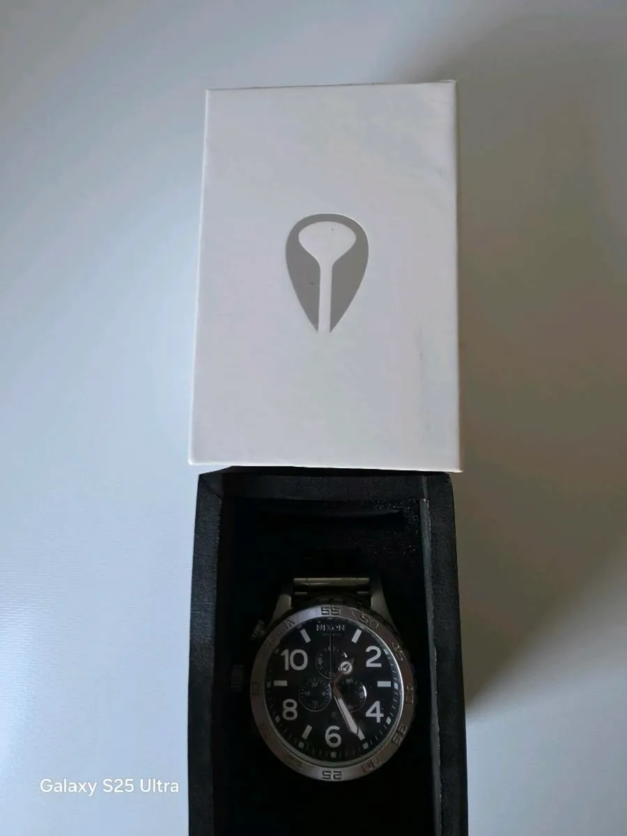 Men's watch - Image 1