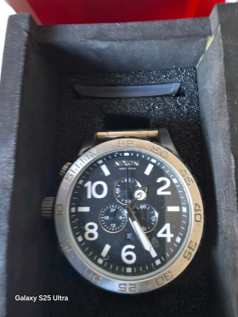 Men's watch - Image 2