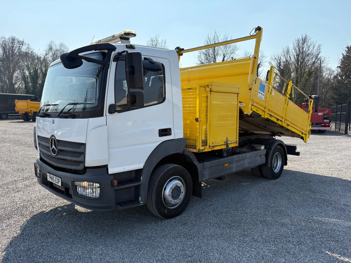 2015 Mercedes Atego 12 Ton Tipper & toolbox - Image 1