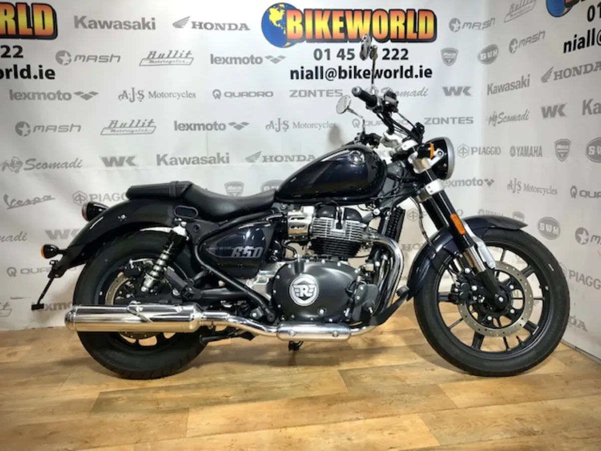 Royal Enfield Super Meteor 650 - Image 1