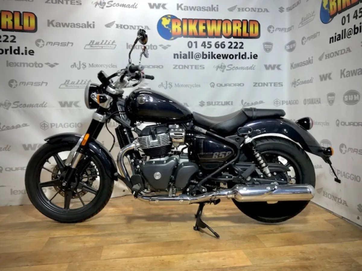 Royal Enfield Super Meteor 650 - Image 2