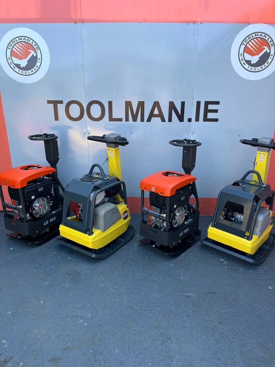Diesel Forward Reverse Wacker Plates at Toolman.ie - Image 1