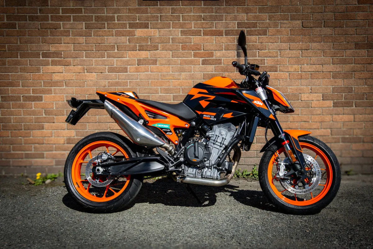KTM 890 Duke 2024 - Image 2