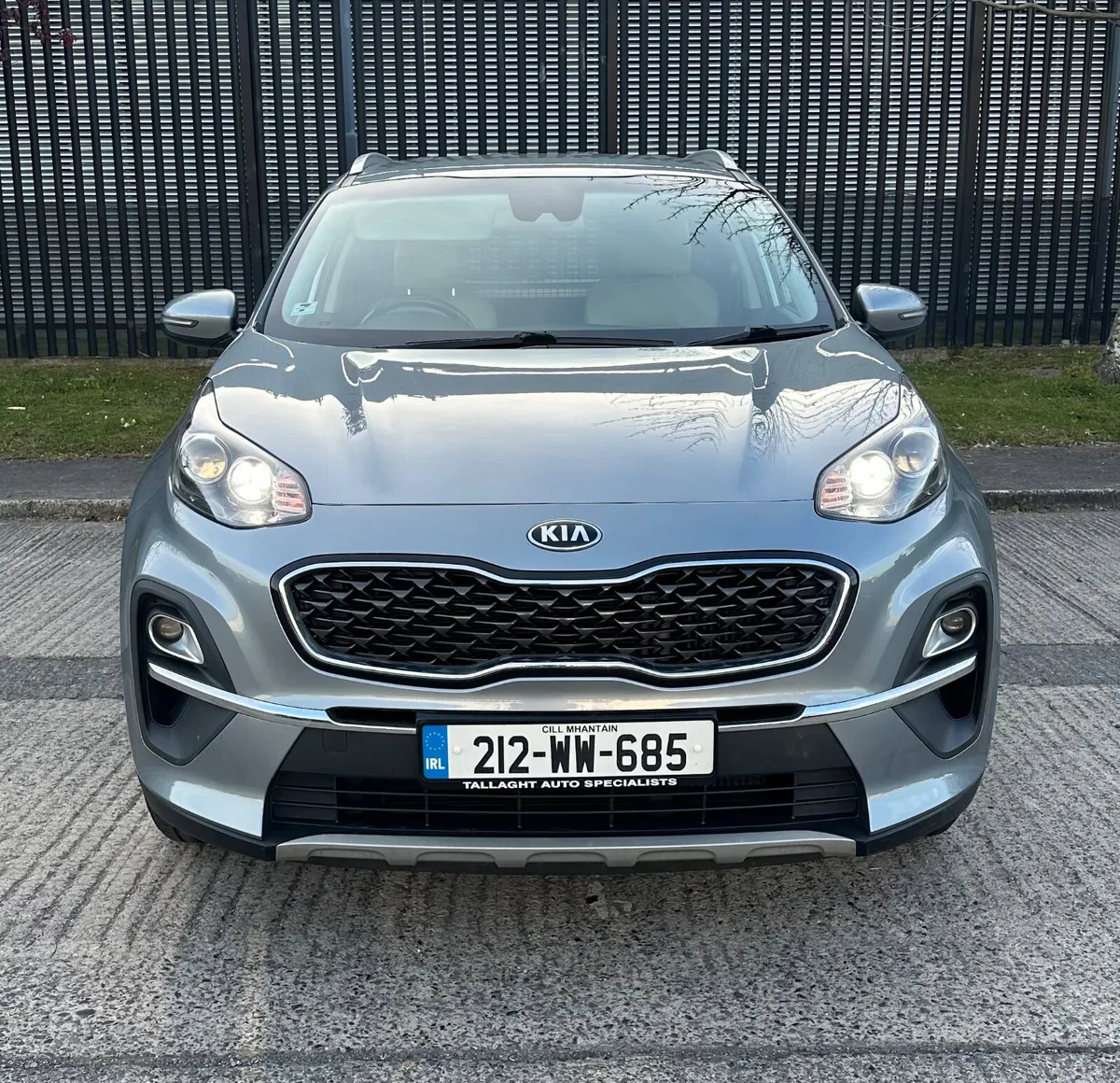 212 Kia Sportage High Spec Commercial - Image 2