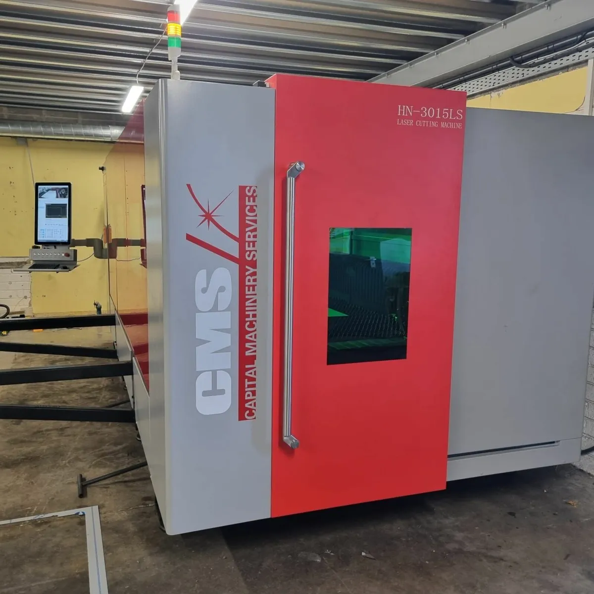 Fiber Laser 6kw 3 x 1.5m bed.  Neat foot print - Image 3