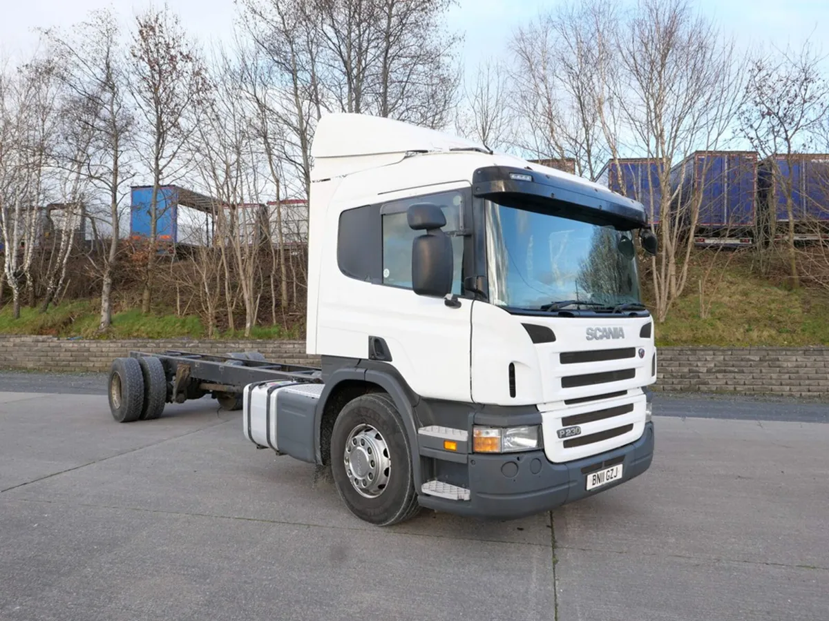 Scania P230 Chassis Cab 4x2  Manual Gearbox - Image 1
