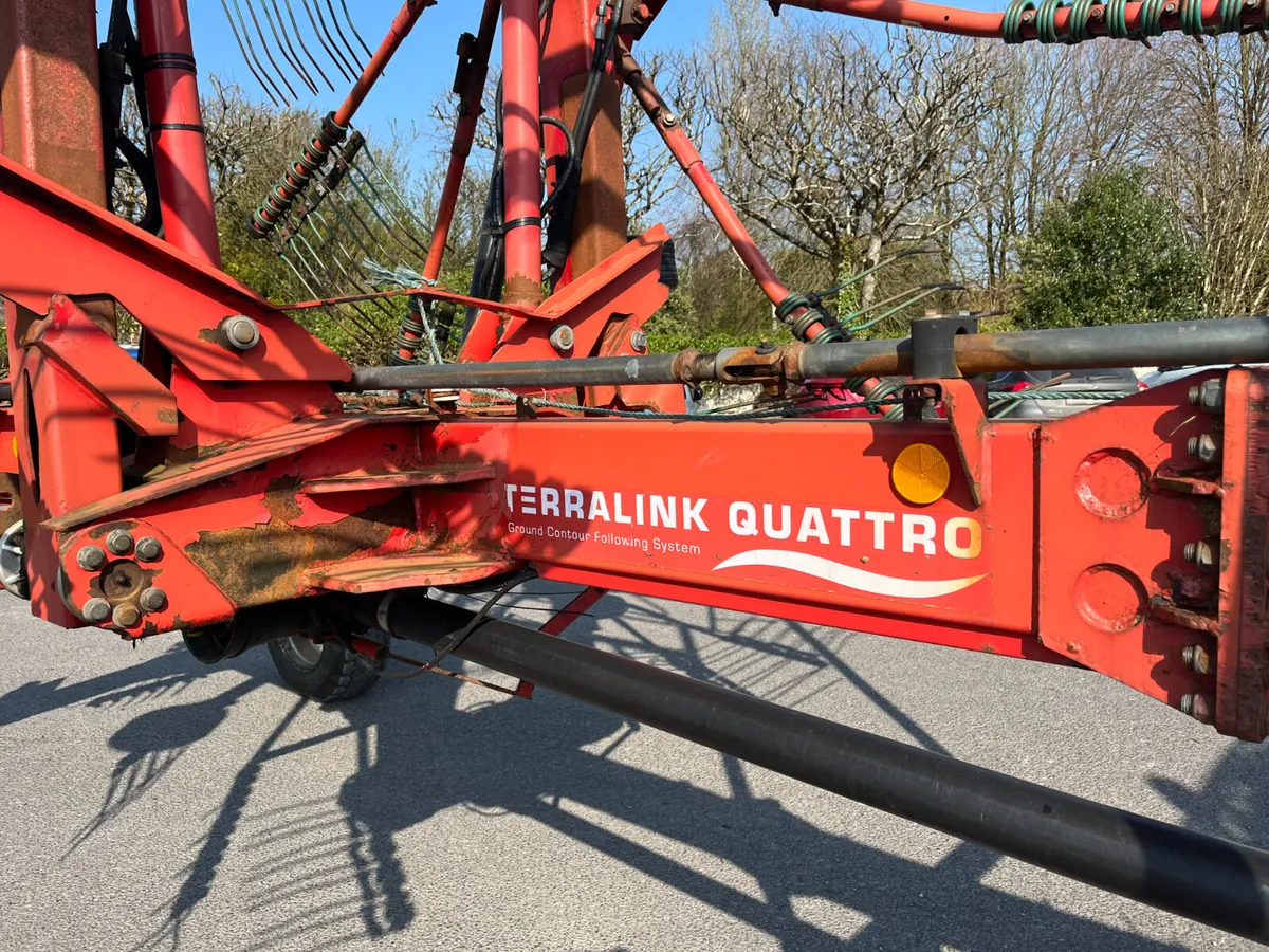 Kverneland 9578 C Twin Rotor Rake - Image 2