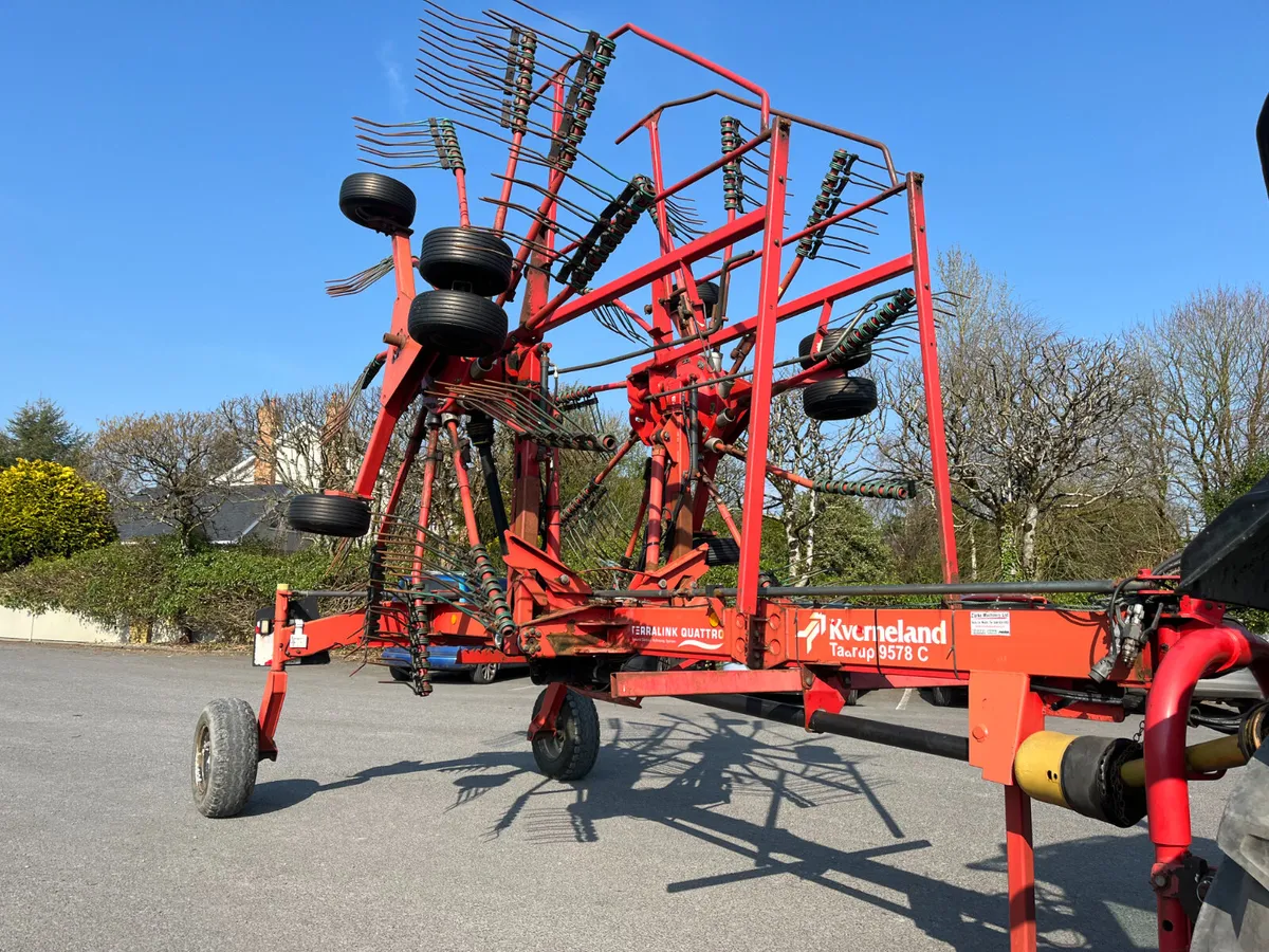 Kverneland 9578 C Twin Rotor Rake - Image 1