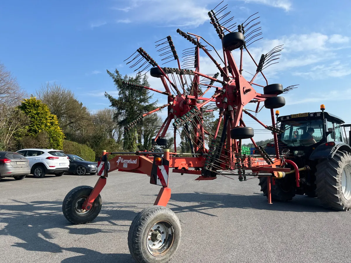 Kverneland 9578 C Twin Rotor Rake - Image 3