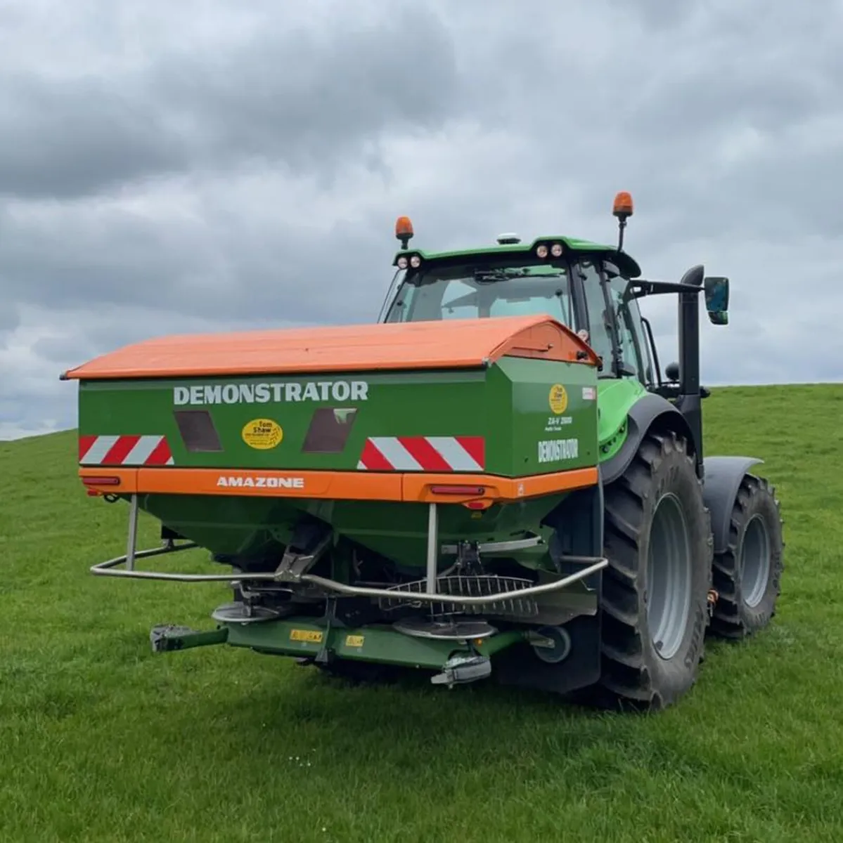 Amazone ZAV Fertiliser Spreaders - Image 3