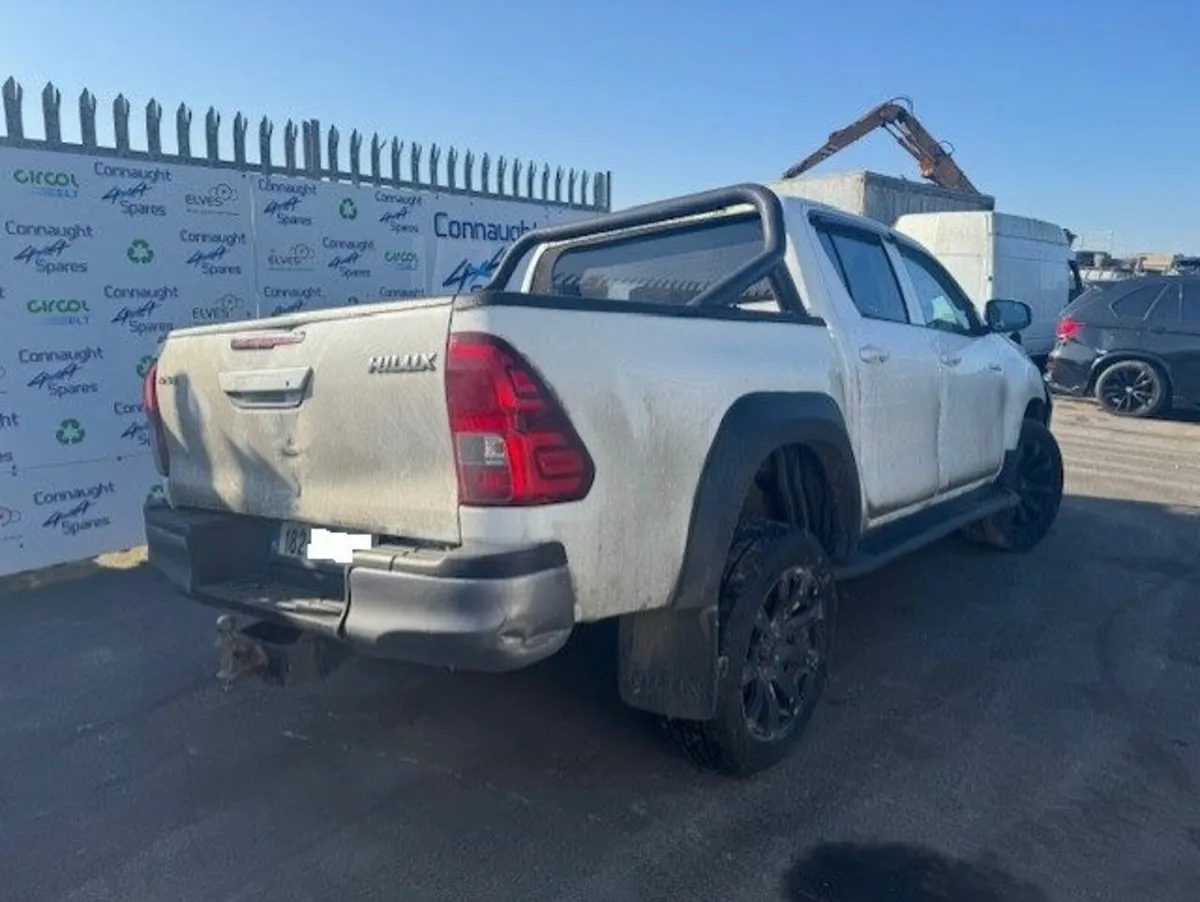 2018 TOYOTA HILUX 2.4D JUST IN FOR BREAKING - Image 4